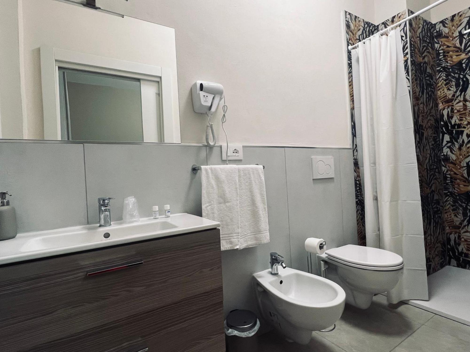 Il Galileo Rooms Pisa Esterno foto